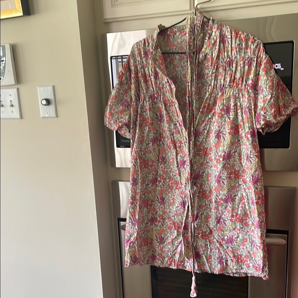 Floral Short Sleeve Blouse